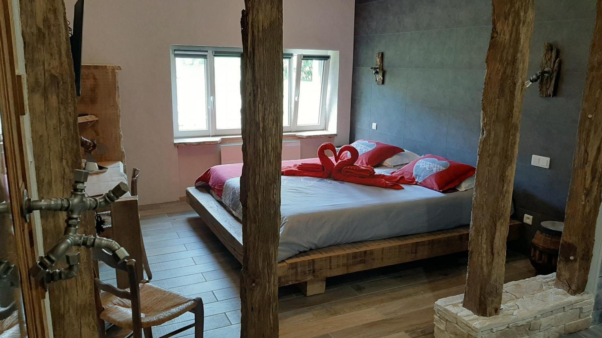 Luçay-le-Mâle La Berrycurienne Proche Du Zoo De Beauval Saint-Aignan Avec Sdb, Wc Et Spa Privatif Pour Chaque Chambre الغرفة الصورة